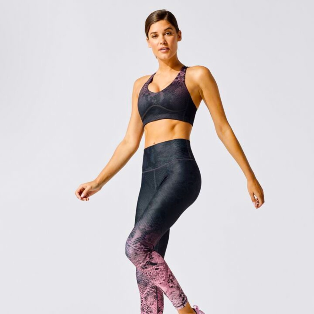 Carbon38 Sports Bra - Pink Snake Pattern